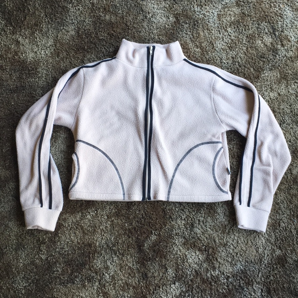 AWI Crop Zip-up Sweater (Cream)